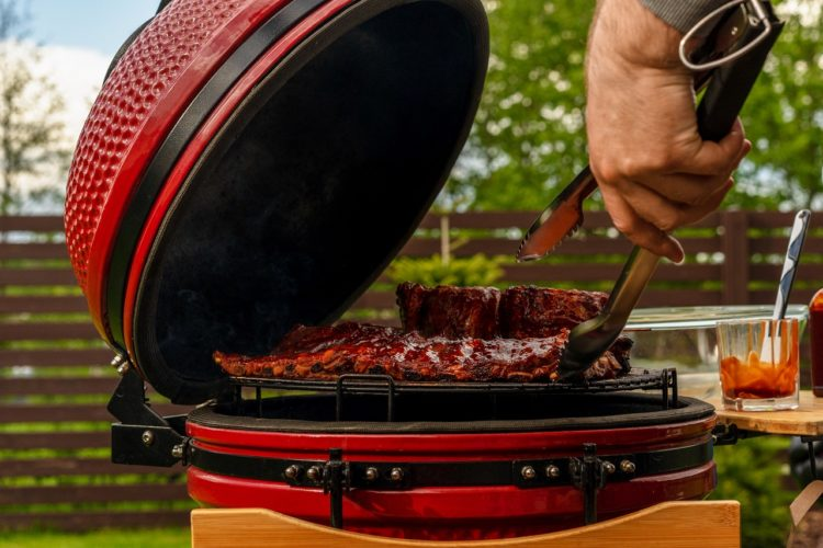 Get The Barbeque Ovens of Best Brands at Discounted Price from BBQs 2u