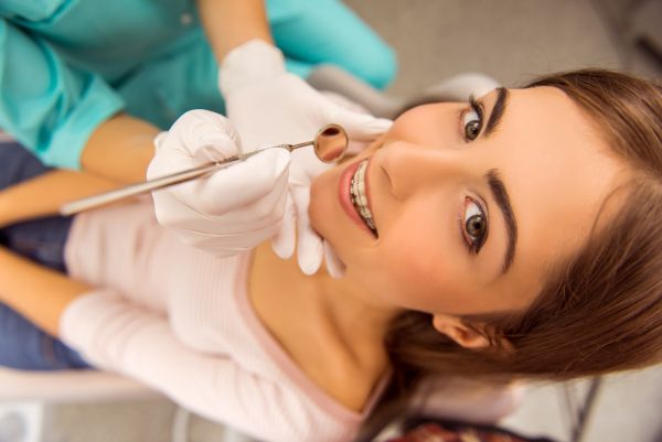 The Versatility of Dental Bonding: Cosmetic and Restorative Applications in Jackson Heights